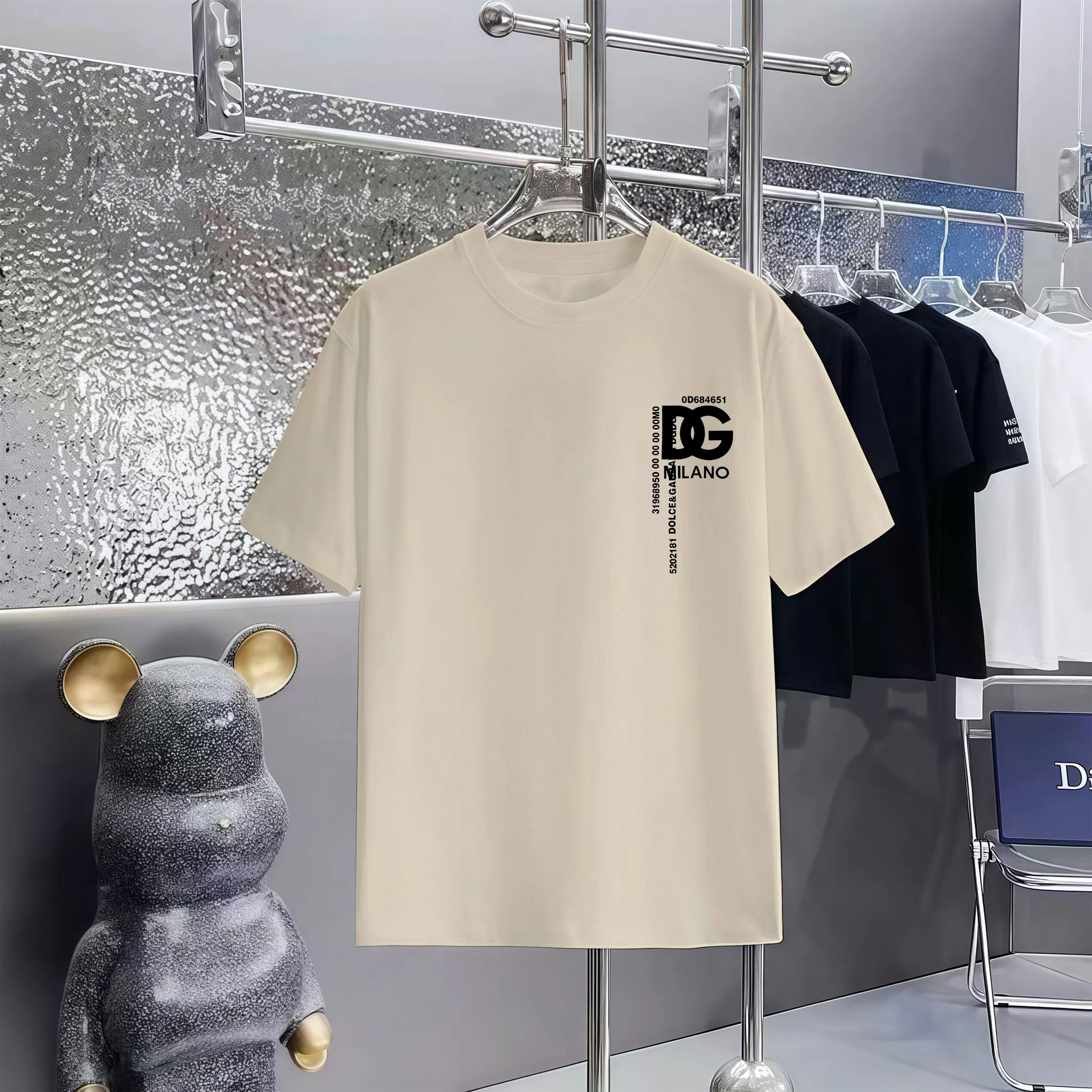 80 Dolce & Gabbana T 1:1 1×1 Same Style logo OXS ：Black，White， ，Red， Gray Size：XS-L